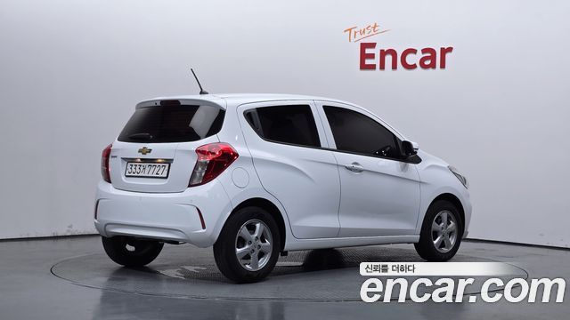 Chevrolet Spark LT 2022 — фото 2