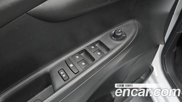 Chevrolet Spark LT 2022 — фото 20