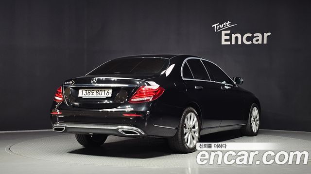 Mercedes-Benz E-Class (W213) E220d Exclusive 2019 — фото 2