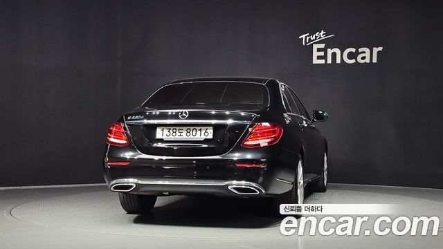 Mercedes-Benz E-Class (W213) E220d Exclusive 2019 — фото 4