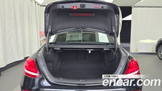 Mercedes-Benz E-Class (W213) E220d Exclusive 2019 — фото 20
