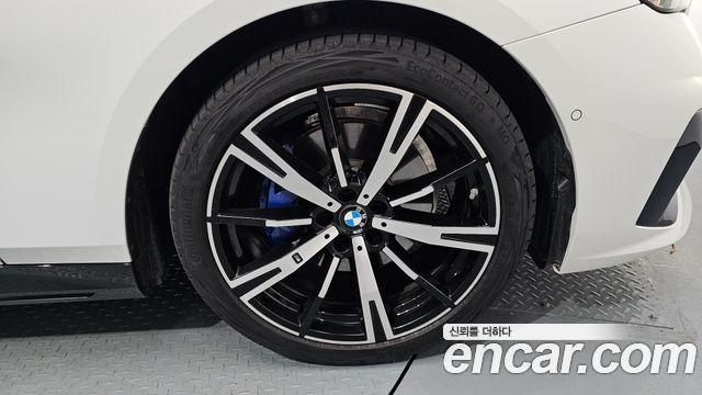 BMW 5 Series (G60) 530i xDrive M Sport 2025 — фото 27