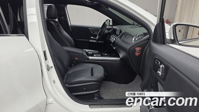 Mercedes-Benz GLA-Class (H247) GLA220 2021 — фото 11