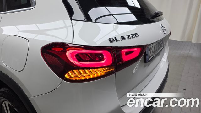 Mercedes-Benz GLA-Class (H247) GLA220 2021 — фото 23
