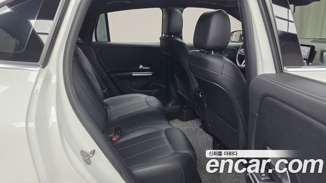 Mercedes-Benz GLA-Class (H247) GLA220 2021 — фото 26