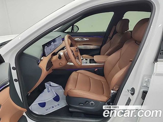 Genesis GV70 2.5T Gasoline 2WD 2025 — фото 15
