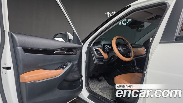 Kia Seltos Gasoline 2.0 2WD Signature 2023 — фото 10