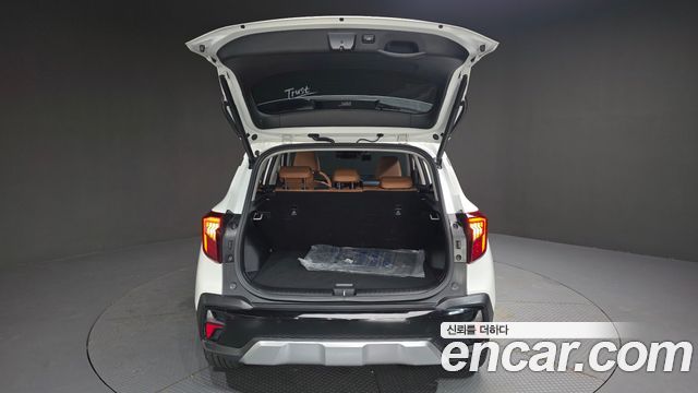 Kia Seltos Gasoline 2.0 2WD Signature 2023 — фото 18