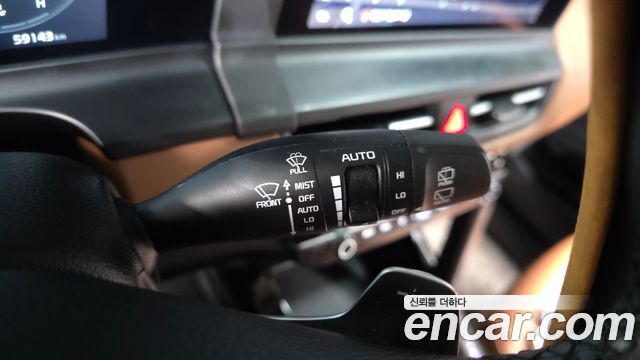 Kia Seltos Gasoline 2.0 2WD Signature 2023 — фото 29
