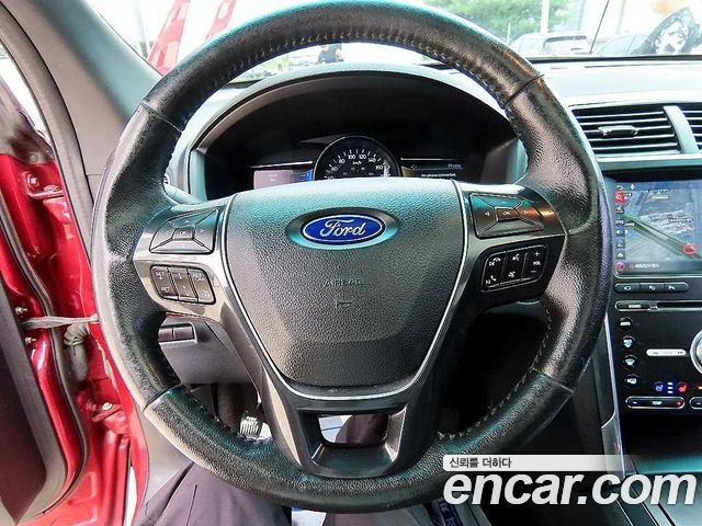 Ford Explorer 2.3 Limited 4WD 5th 2016 — фото 8