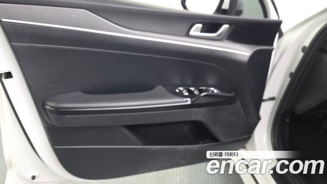 Kia K5 (III) 2.0 LPi(Rent) Prestige 2024 — фото 24