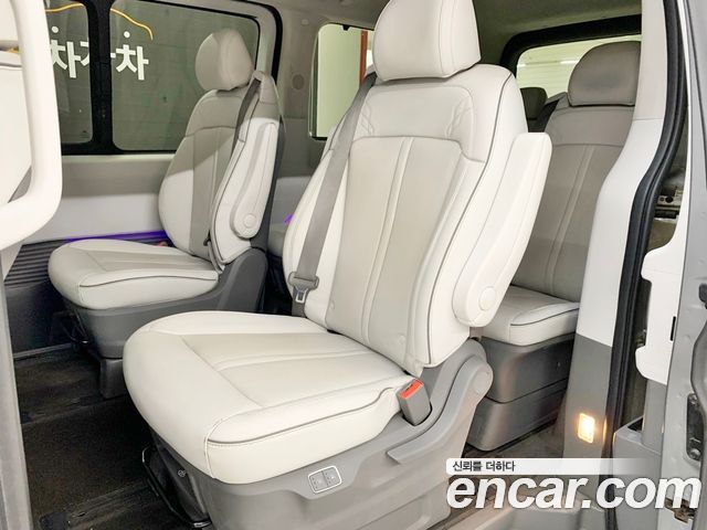 Hyundai Staria 4WD Lounge 9-Seater Inspiration 2022 — фото 15