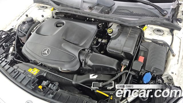 Mercedes-Benz GLA-Class (X156) GLA220 Premium 2019 — фото 6