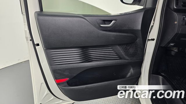Hyundai Staria Cargo 3-Seater Smart 2022 — фото 24