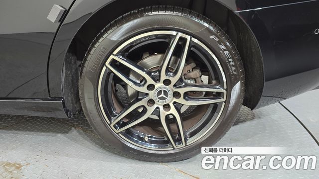 Mercedes-Benz A-Class (W177) A220 Sedan 2020 — фото 21