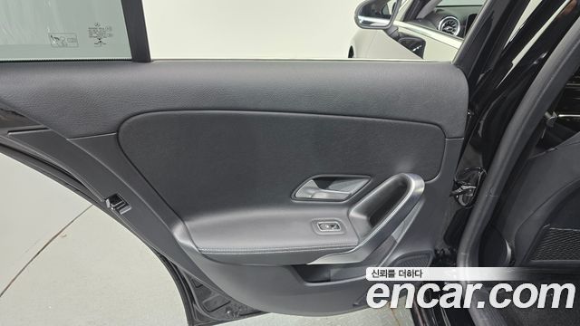 Mercedes-Benz A-Class (W177) A220 Sedan 2020 — фото 25