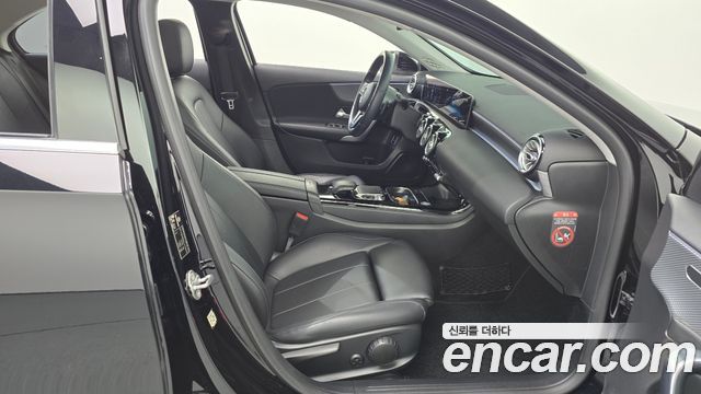 Mercedes-Benz A-Class (W177) A220 Sedan 2020 — фото 26