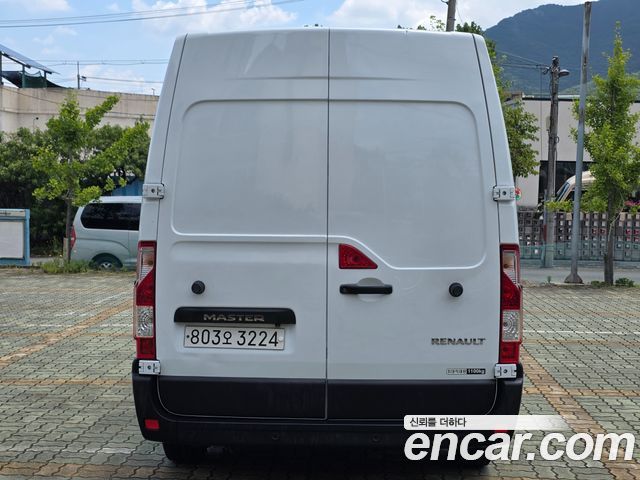 Renault Korea Master 2.3 Van L 2022 — фото 5