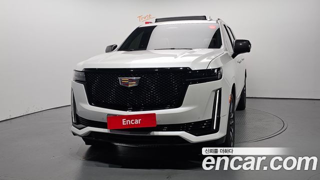 Cadillac Escalade (V) 6.2 ESV ESV Sports Platinum 2023 — фото 3