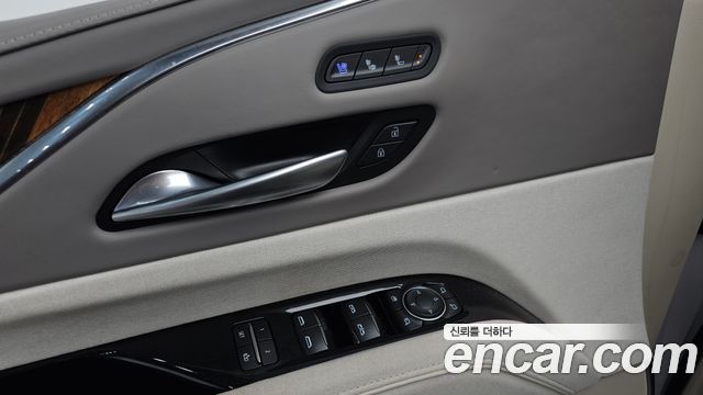 Cadillac Escalade (V) 6.2 ESV ESV Sports Platinum 2023 — фото 24