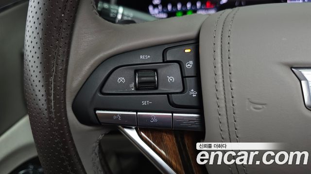 Cadillac Escalade (V) 6.2 ESV ESV Sports Platinum 2023 — фото 38