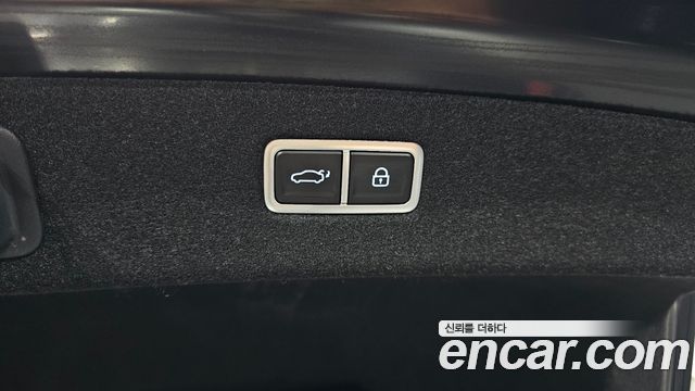 Genesis G90 (RS4) Gasoline 3.5 Turbo AWD 2023 — фото 20