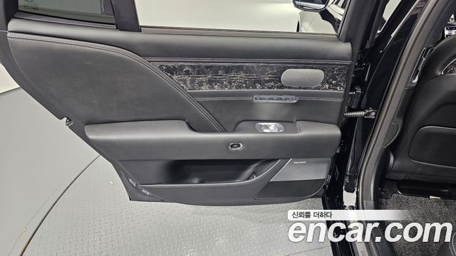 Genesis G90 (RS4) Gasoline 3.5 Turbo AWD 2023 — фото 25