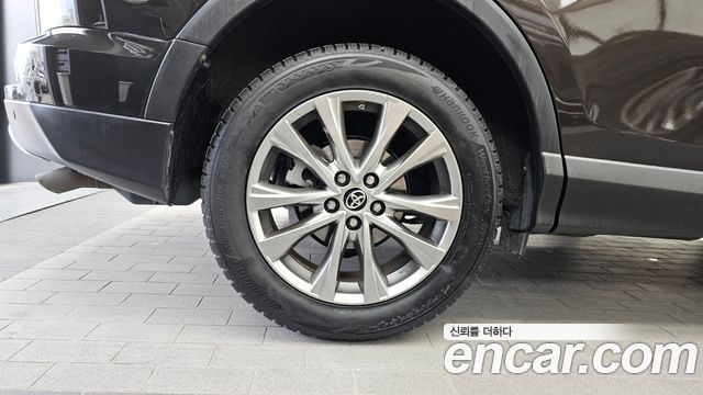 Toyota RAV4 2.5 2WD 4th 2017 — фото 5
