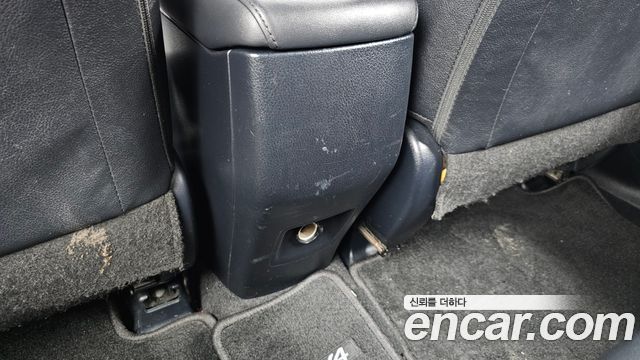 Toyota RAV4 2.5 2WD 4th 2017 — фото 19