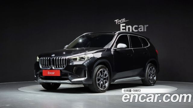 BMW X1 (U11) xDrive 20i xLine 2024 — фото 1