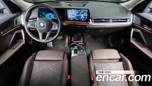 BMW X1 (U11) xDrive 20i xLine 2024 — фото 7