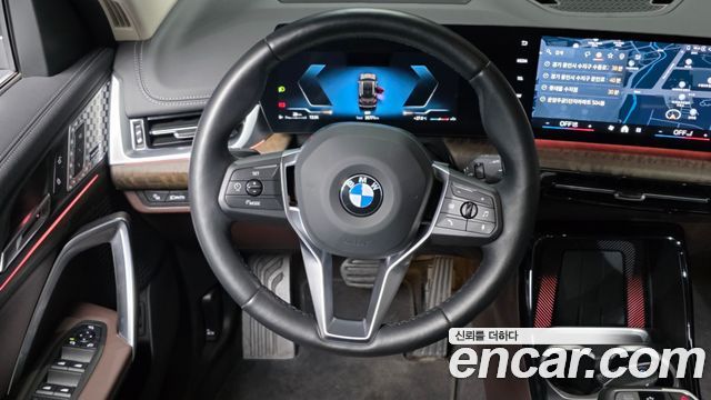 BMW X1 (U11) xDrive 20i xLine 2024 — фото 13