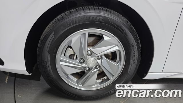 Hyundai Avante (CN7) 1.6 Smart 2024 — фото 5