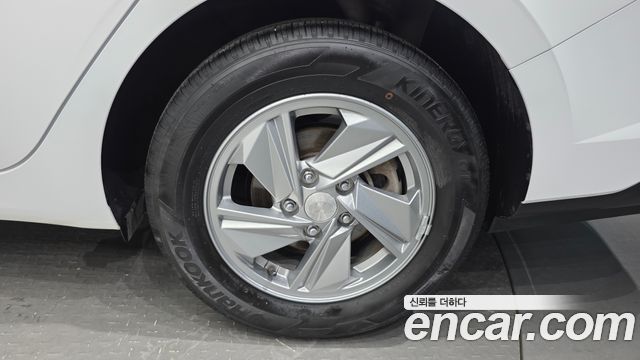 Hyundai Avante (CN7) 1.6 Smart 2024 — фото 21