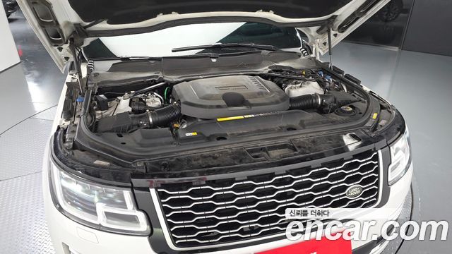 Land Rover Range Rover (IV) D350 AB Disel 2022 — фото 6