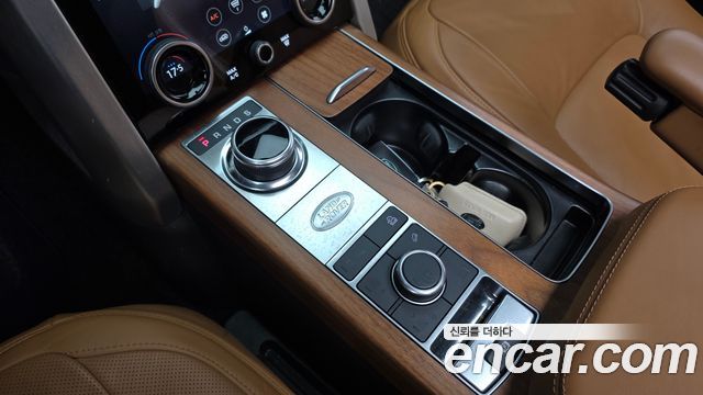 Land Rover Range Rover (IV) D350 AB Disel 2022 — фото 9