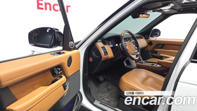 Land Rover Range Rover (IV) D350 AB Disel 2022 — фото 10