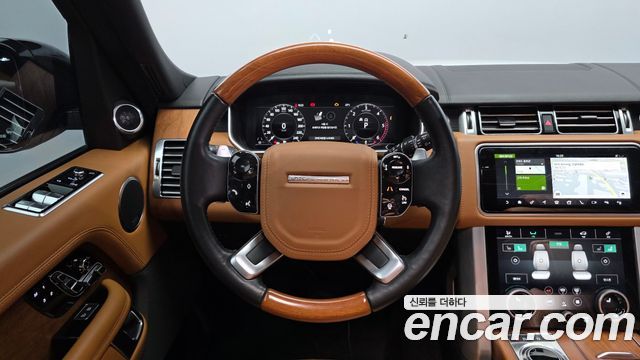 Land Rover Range Rover (IV) D350 AB Disel 2022 — фото 13