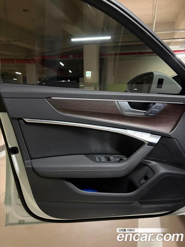 Audi A6 (C8) 45 TDI Quattro Premium 2022 — фото 12