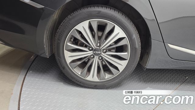 Kia K8 Hybrid Noblesse 2022 — фото 5