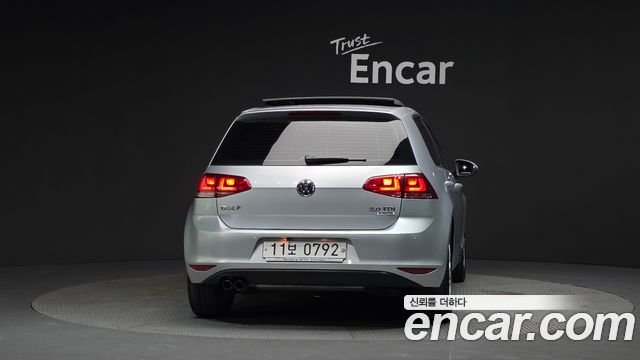 Volkswagen Golf (VII) 2.0 TDI 2015 — фото 4