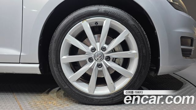 Volkswagen Golf (VII) 2.0 TDI 2015 — фото 5