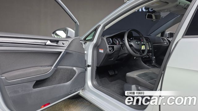 Volkswagen Golf (VII) 2.0 TDI 2015 — фото 10