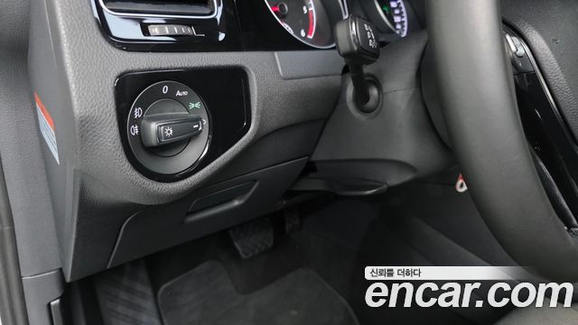 Volkswagen Golf (VII) 2.0 TDI 2015 — фото 12
