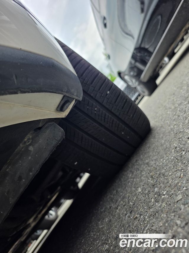 Hyundai Grandeur (GN7) 3.5 LPG 2WD Premium 2023 — фото 19