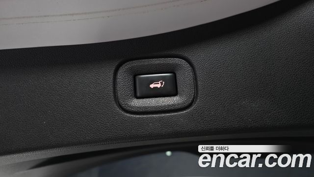 Renault Korea QM6 2.0 LPe RE Signature 2WD 2020 — фото 31