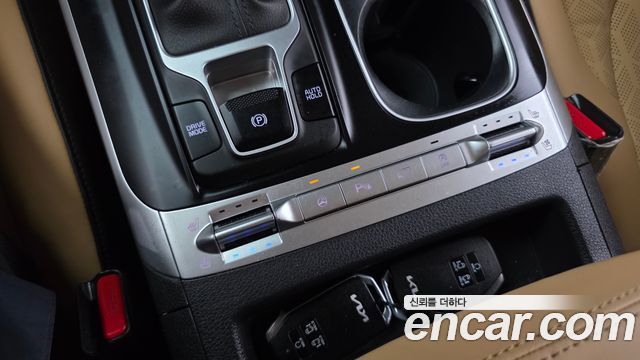 Kia Carnival (IV) Diesel 9-Seater Prestige 2023 — фото 17