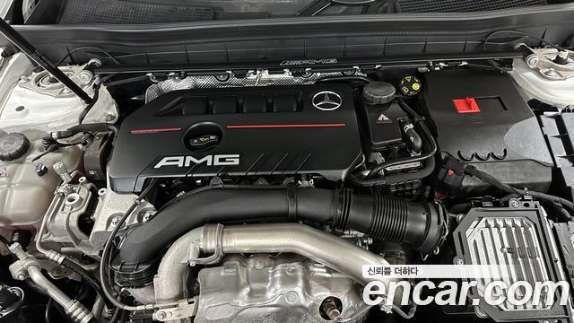 Mercedes-Benz GLB-Class (X247) AMG GLB35 4MATIC 2025 — фото 6