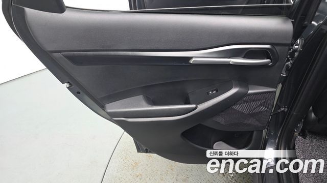Kia Seltos Gasoline 2.0 2WD Prestige 2026 — фото 25