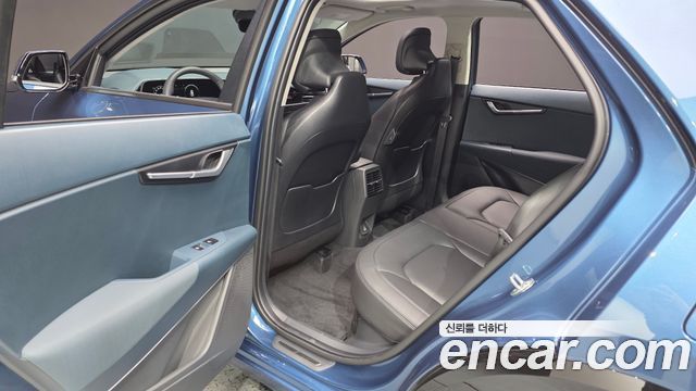 Kia Niro Signature 2026 — фото 12